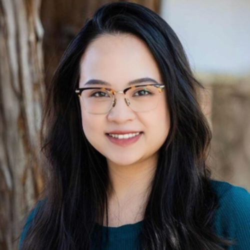 Uyen Nguyen headshot