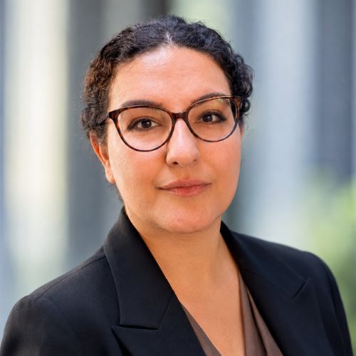Azade Sanjari headshot