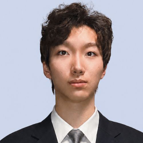 Cyrus Chen headshot
